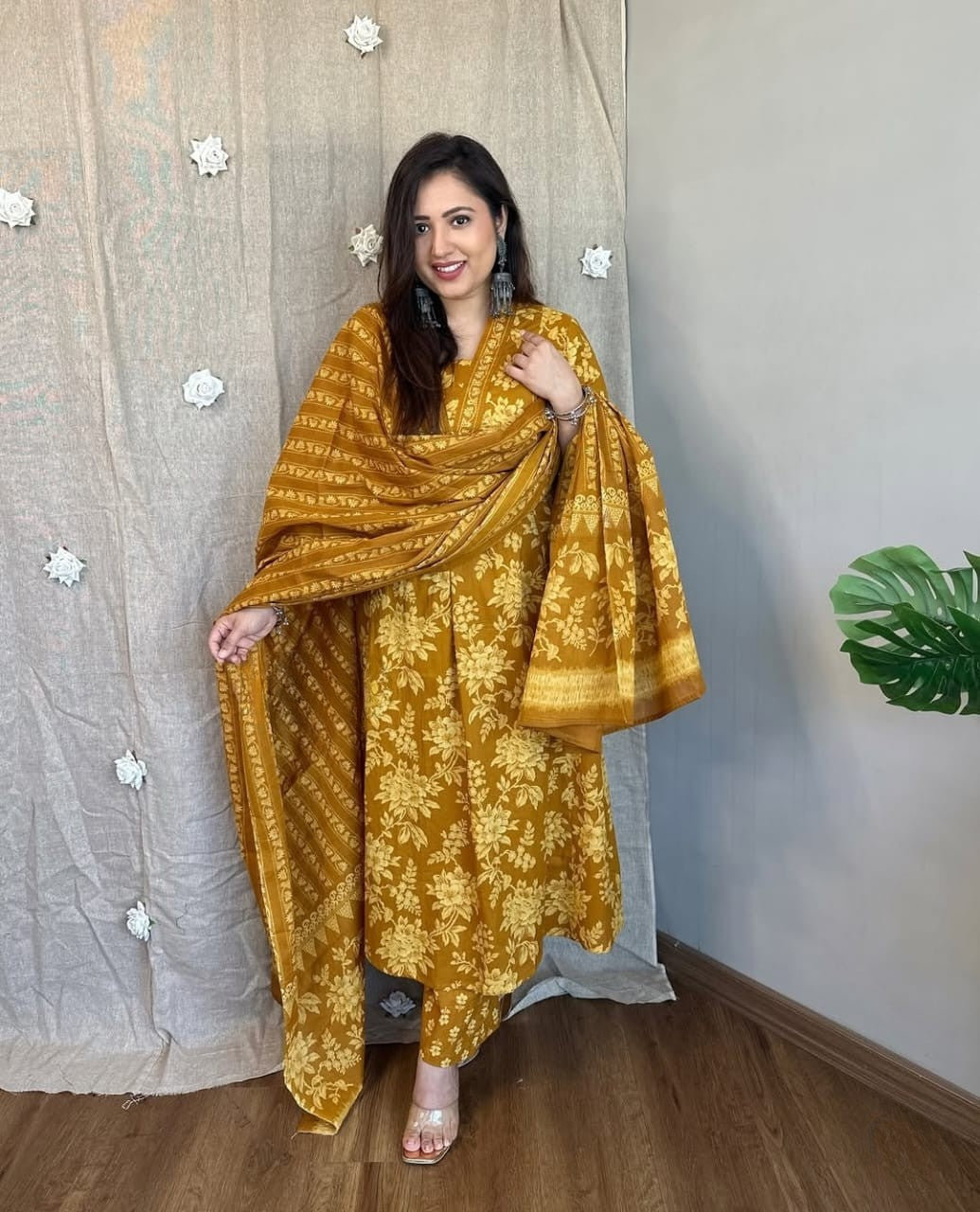 Vintage Yellow Floral Anarkali Set
